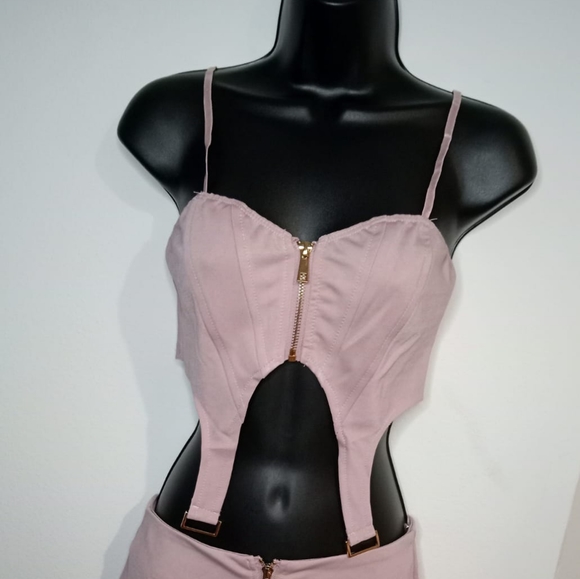 Mauve 2 piece - Picture 3 of 4